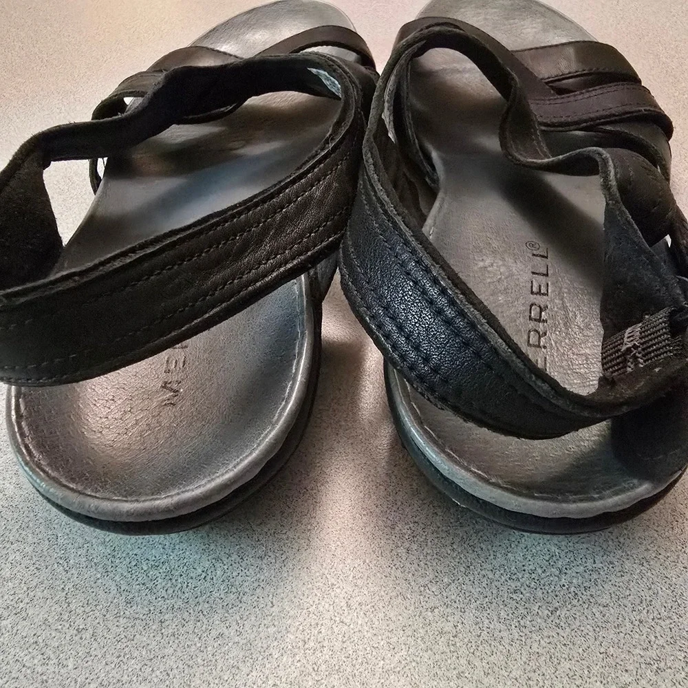 Merrell Leather Strappy Sandals Black Slingback Floral Embossed Womens 7 J-6246